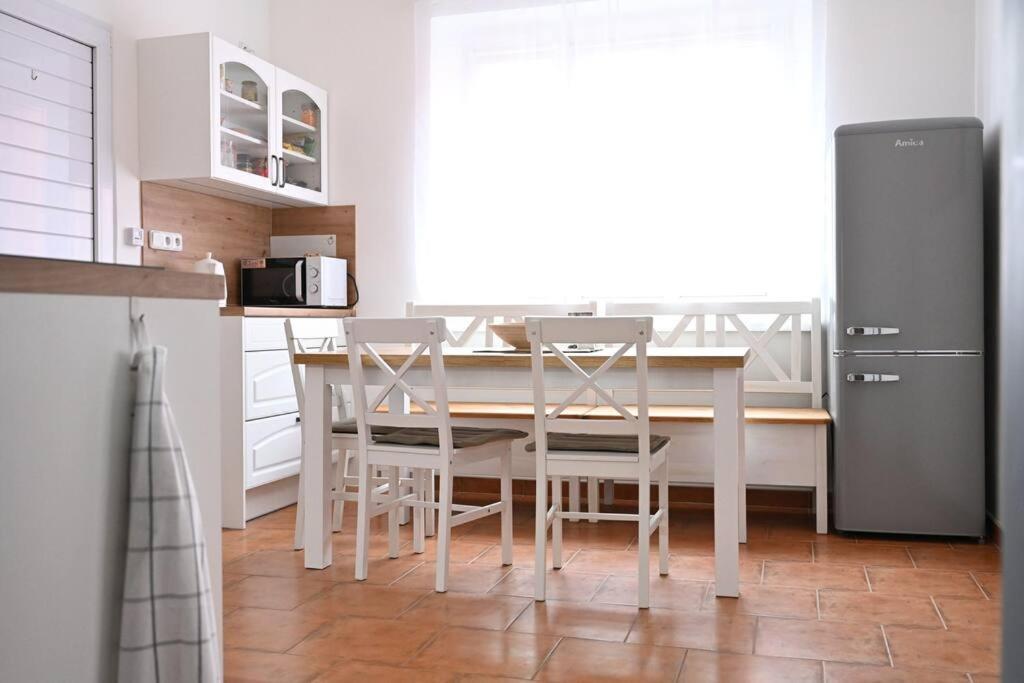 Rodinny Apartman U Broumovskeho Namesti 외부 사진
